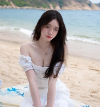 鄰家小女生  外貿清純 身材很讚喲  白嫩肌膚