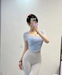 紫怡是一個寂寞少婦  原本性慾很強的紫怡就只能在外找男人