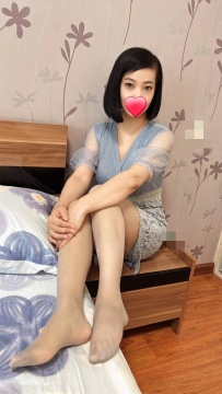 小妹妹她坐床頭唉   哥哥你床邊走   一把撲倒插進去賴eh22g